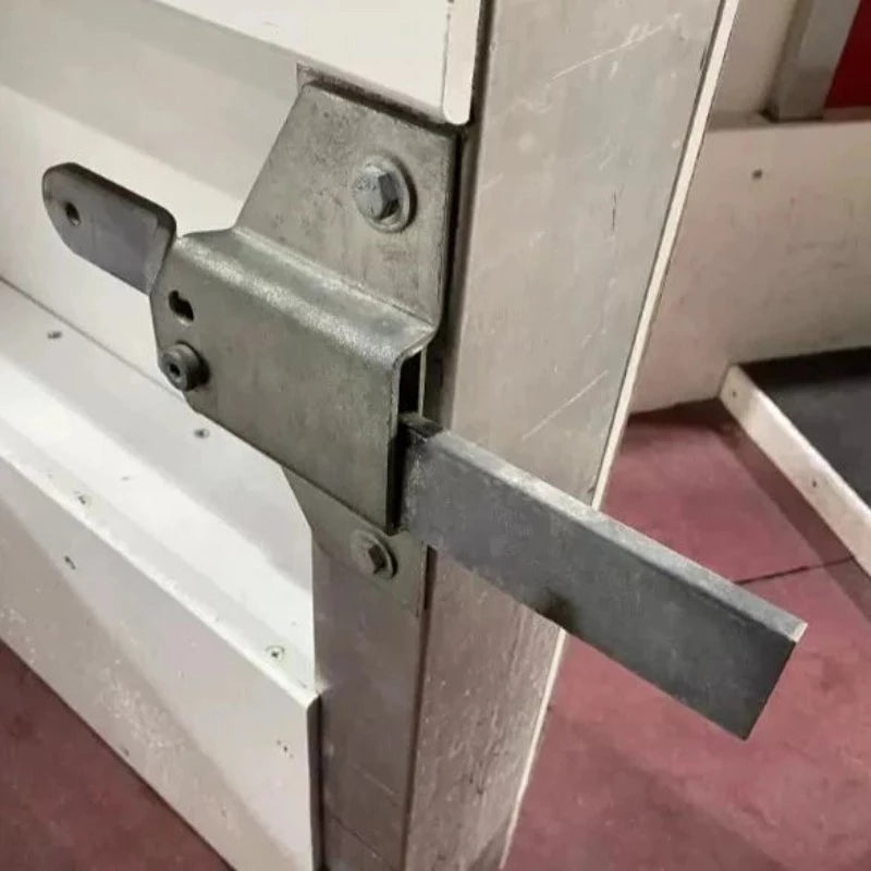 Players Gate Latch